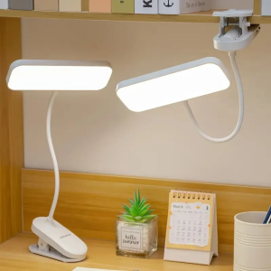 Lámpara LED de escritorio con clip, luz ajustable y alimentación USB